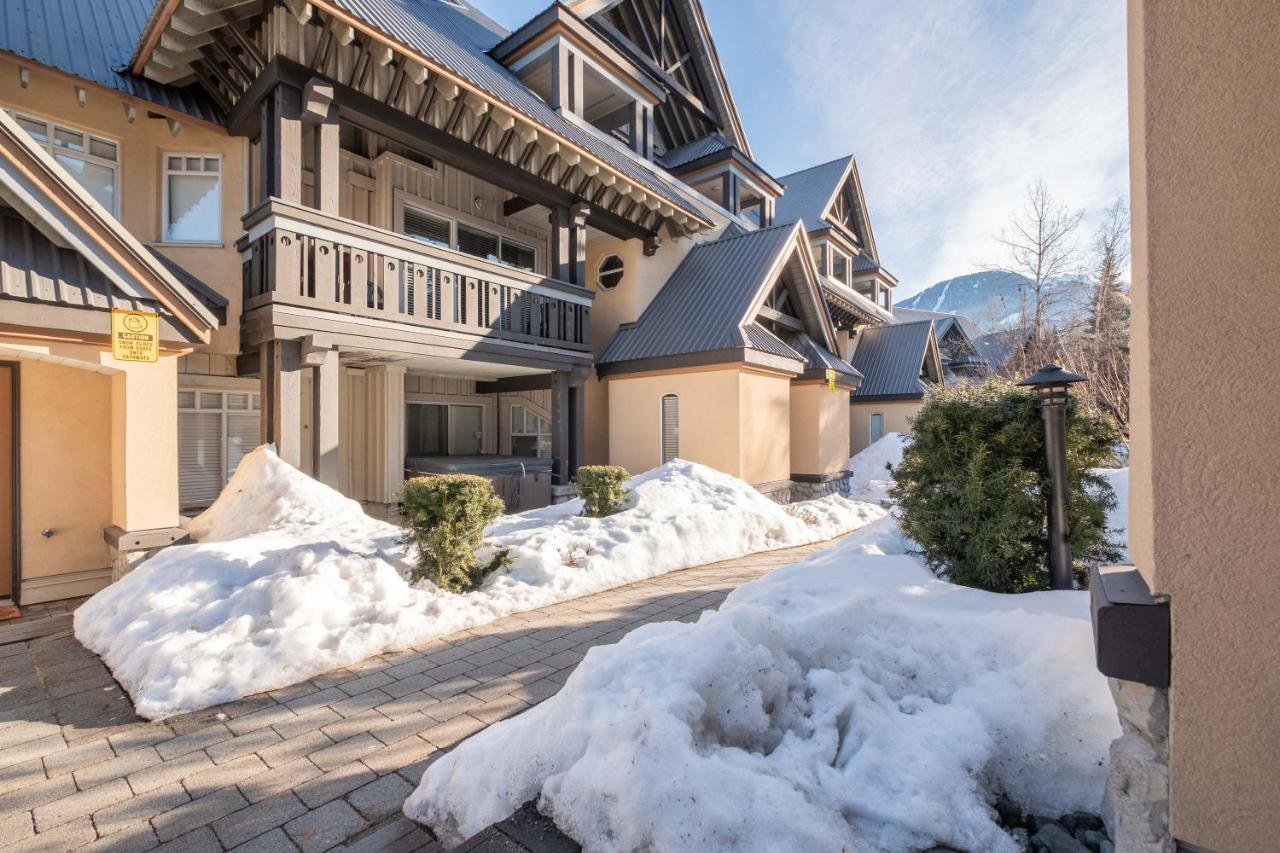 Lagoons By Outpost Whistler Exterior photo