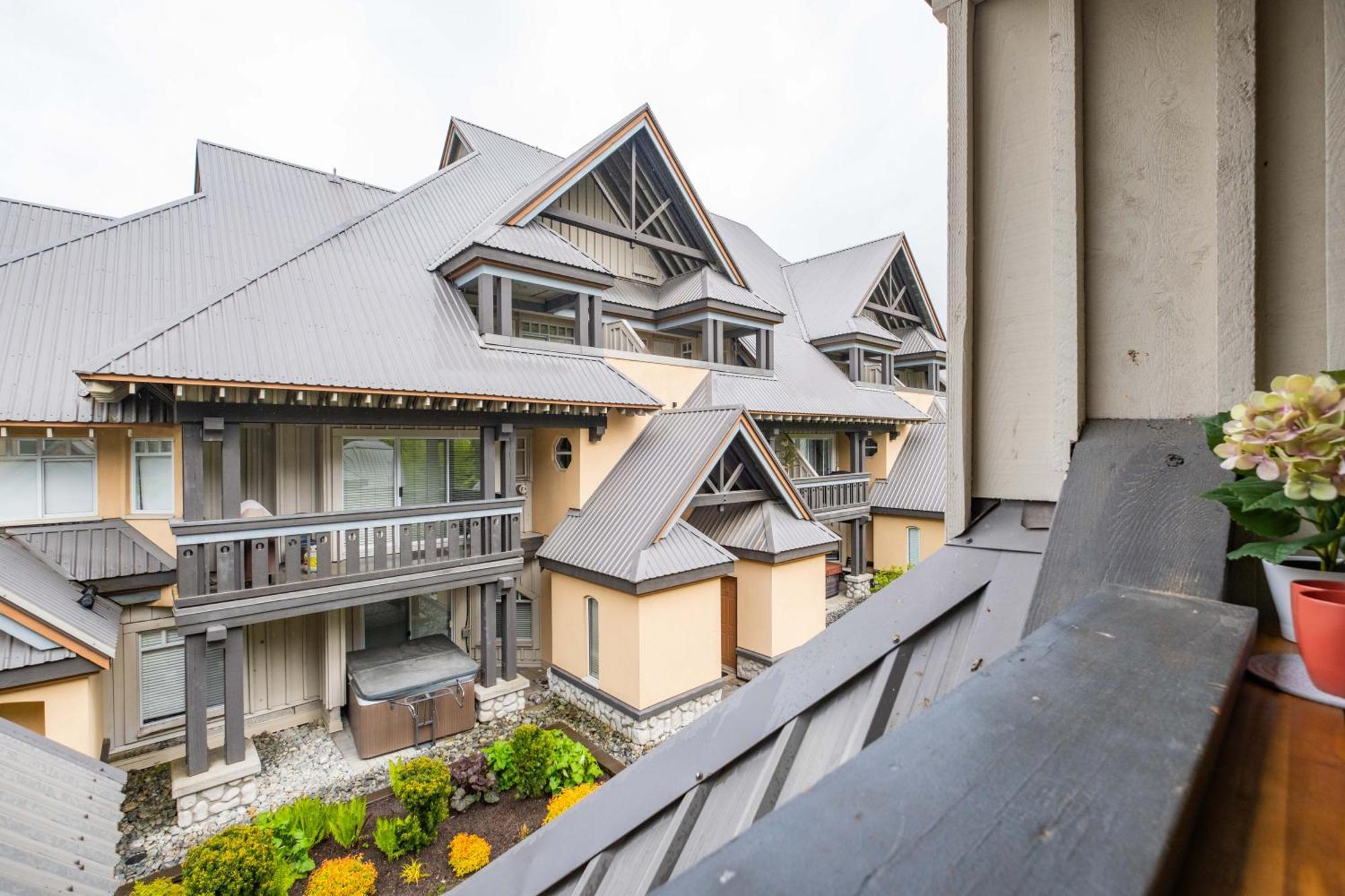 Lagoons By Outpost Whistler Exterior photo